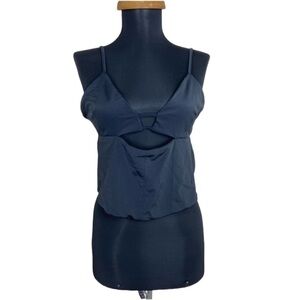 Tiger Mist Black Cutout Top‎